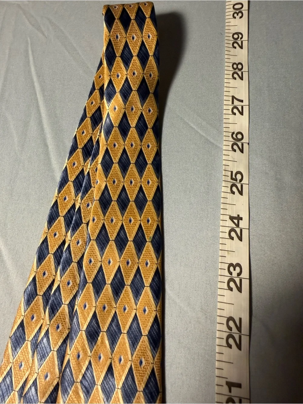Geoffrey Beene Men's Geometric Silk Tie in Gold and Navy